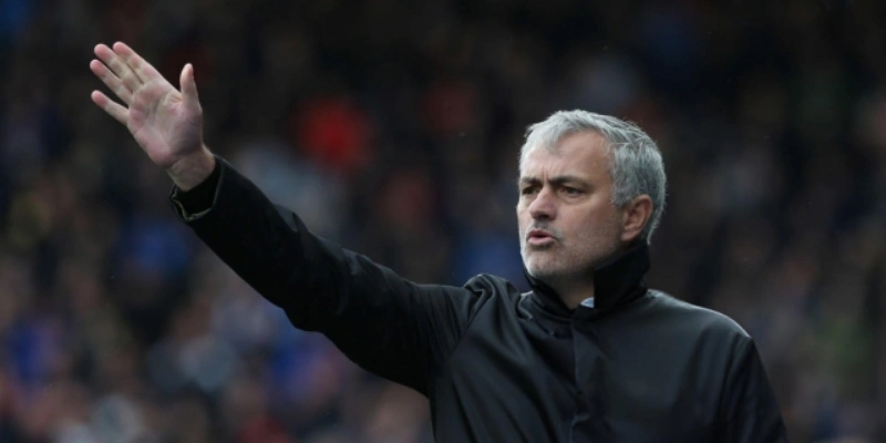 Mourinho Nổi Tiếng Với Lối Chơi Nào