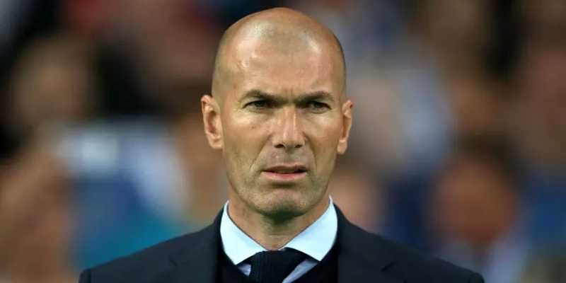 Zidane Thiên Về Kiểm Soát Hay Phản Công