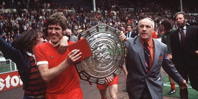 Huấn Luyện Viên Bill Shankly