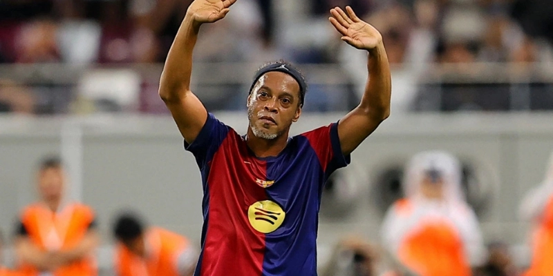 Ronaldinho: Hành Trình Khiến Cả Thế Giới Mê Đắm 23 RonaldinhoRonaldinho